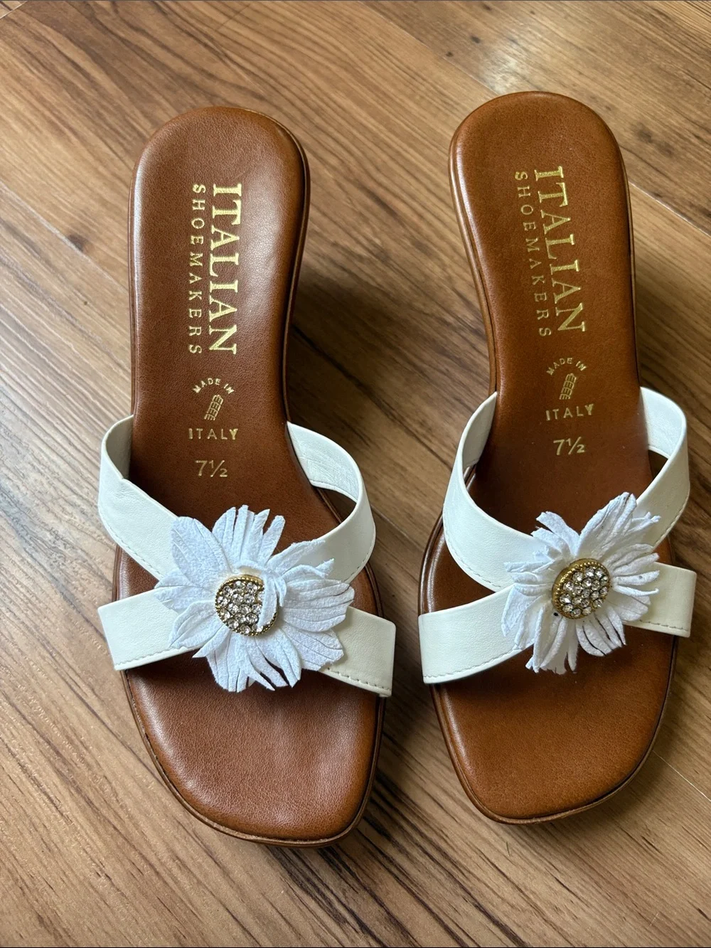 Italian Shoemakers White Floral Embellished wedges